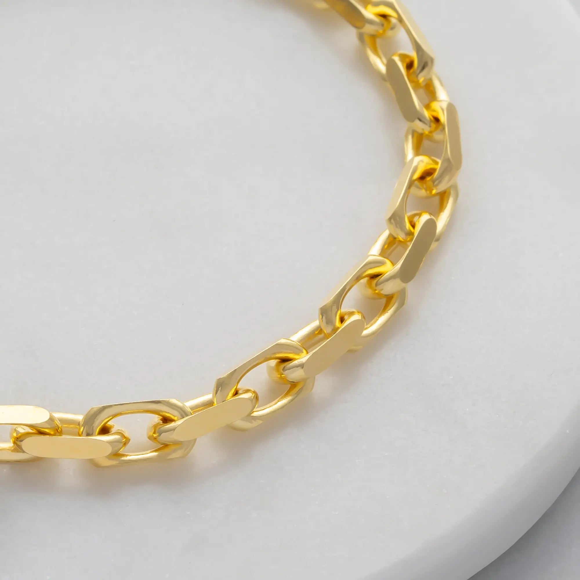 Cable Bracelet 6mm in 18k Gold Vermeil - Zoomed