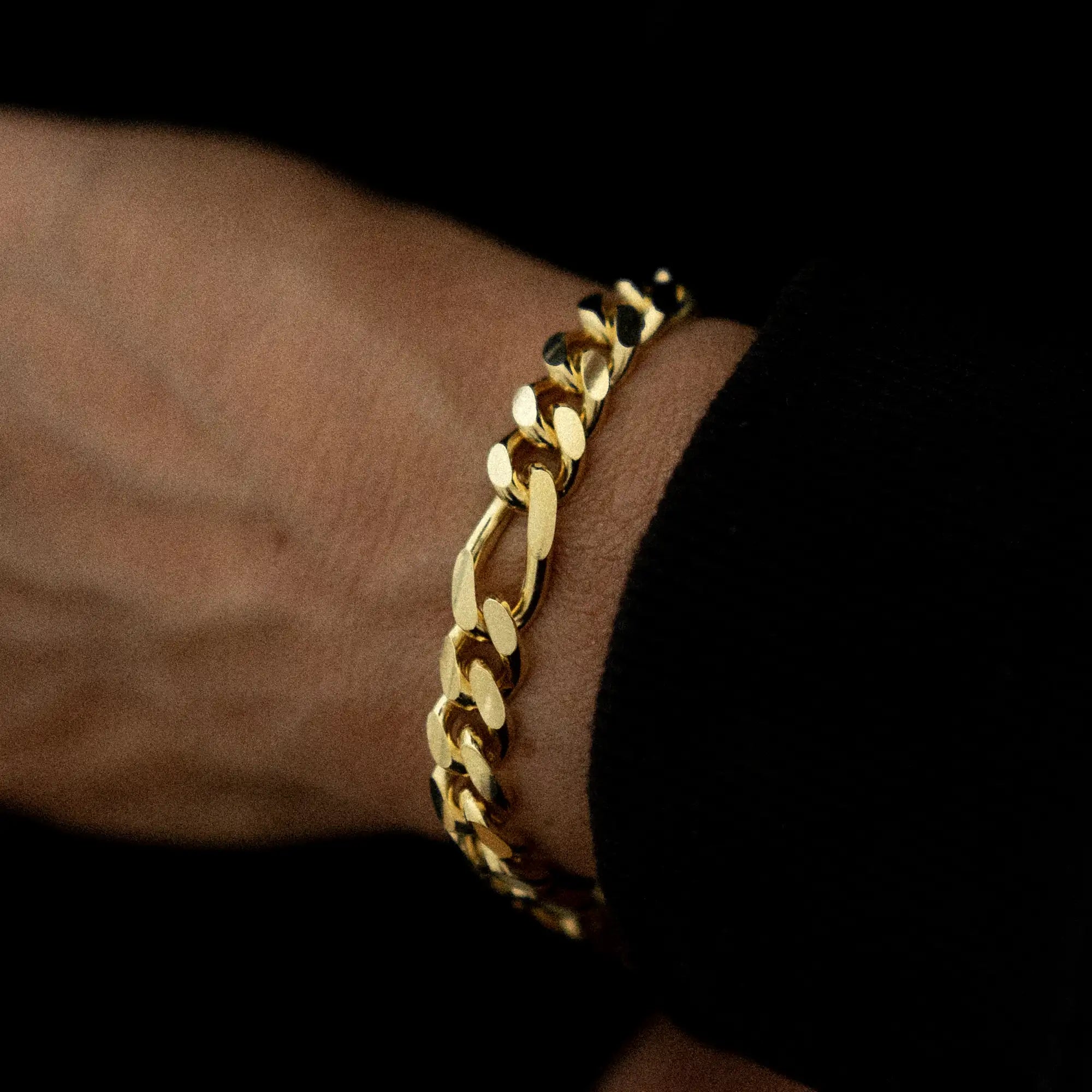 Figaro Bracelet 10mm Gold