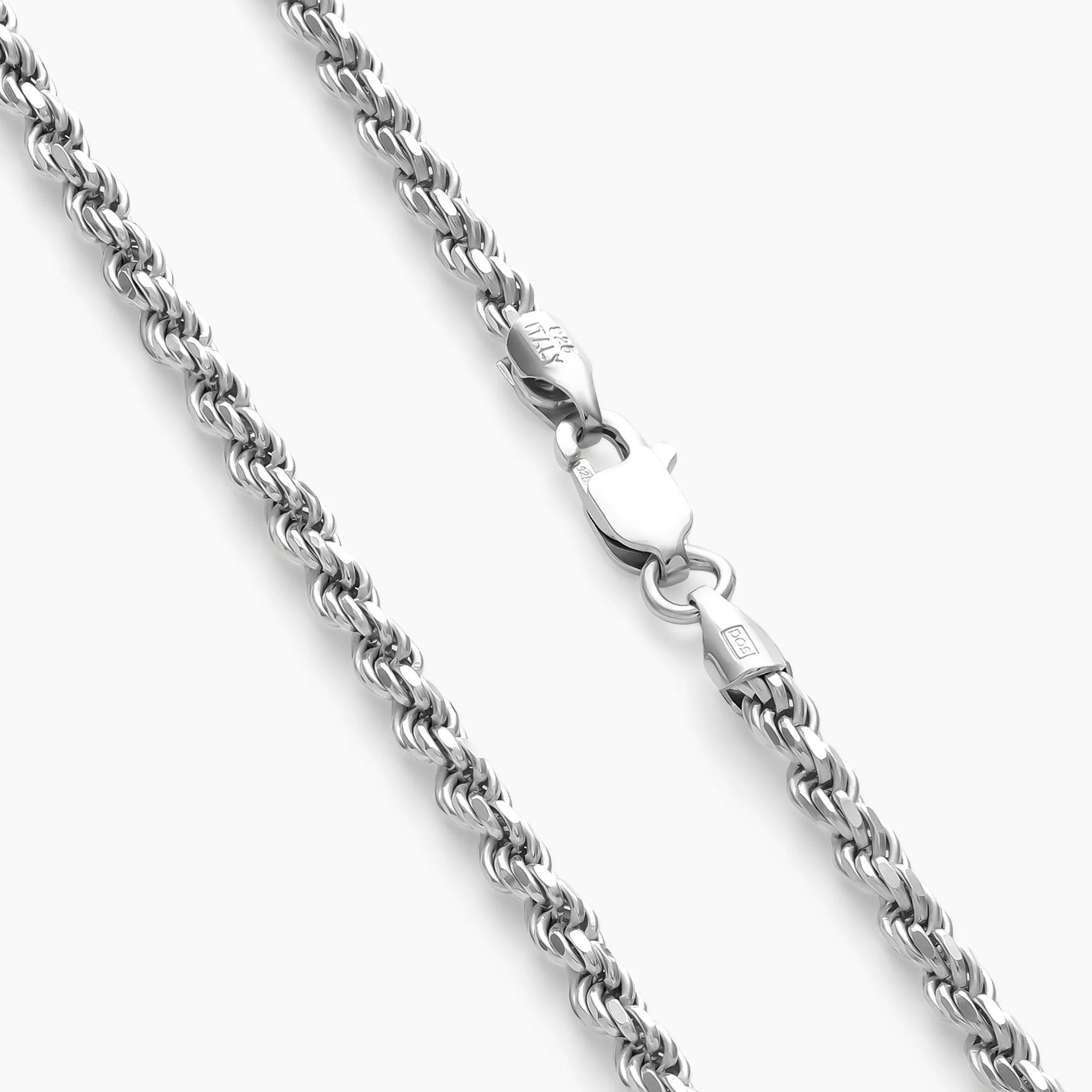 Clasp on the 2.5mm Silver Rope Chain