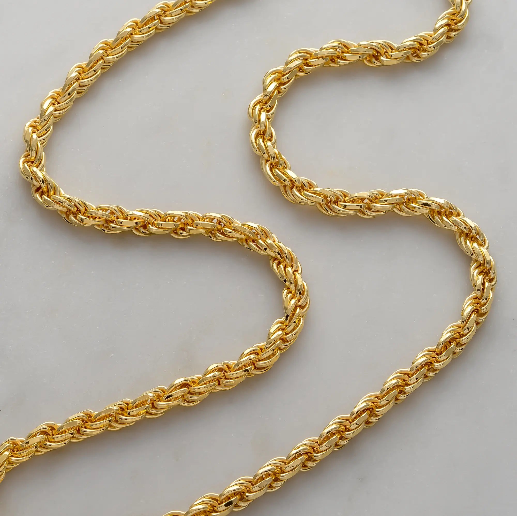 Links on the 6mm Gold Rope Chain
