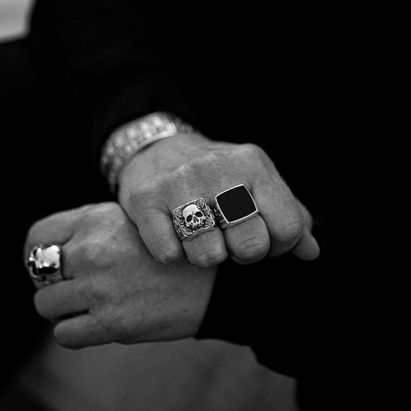 Plague Skull Rose Ring
