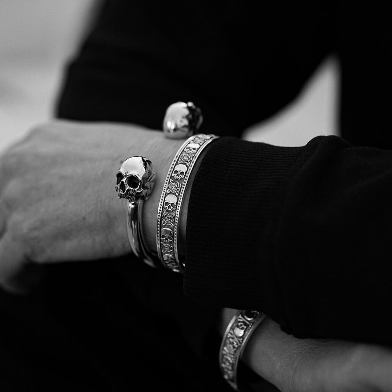 plague skull bangle