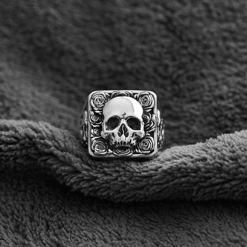 plague skull rose ring