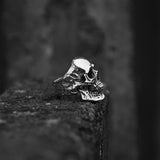 Big Anatomical Skull Ring