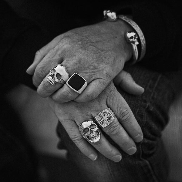 Skull Ring - Anatomical