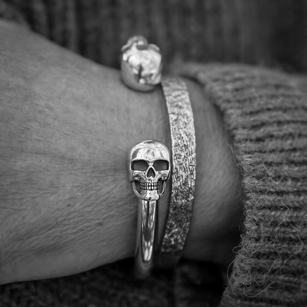 Skull Bangle - Big