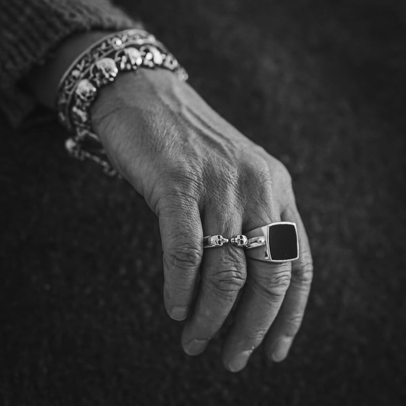 Double Skull Ring