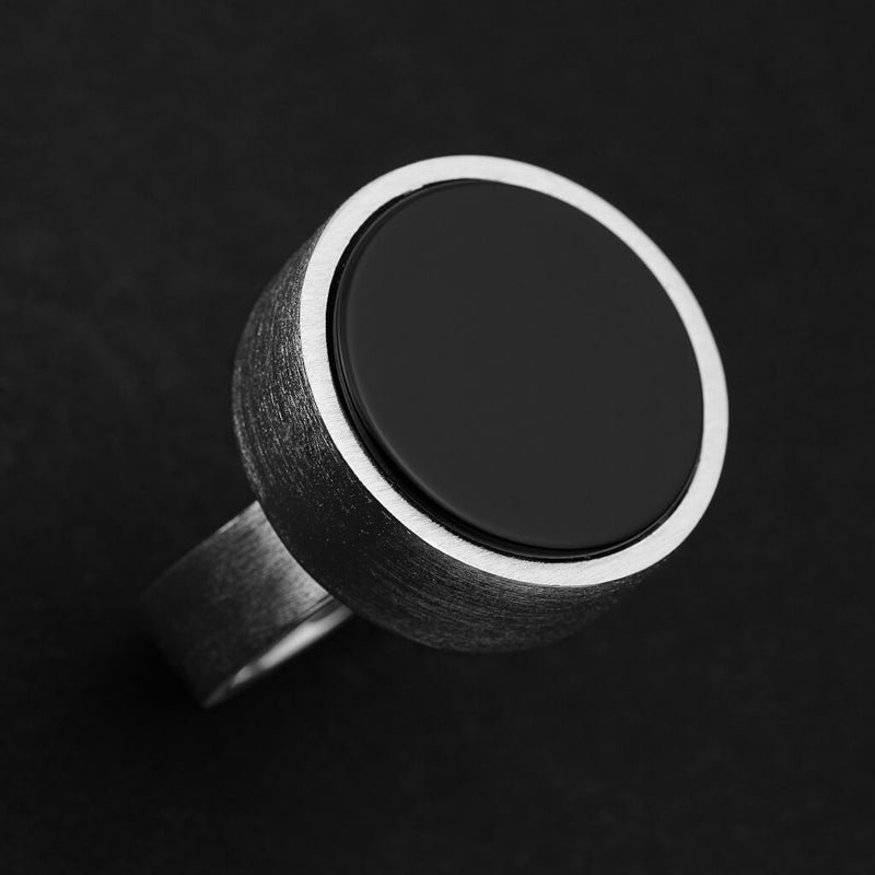Onyx Ring - Brushed