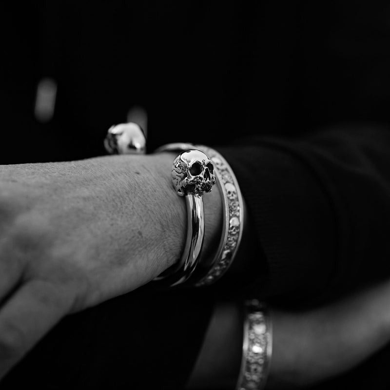 plague skull bangle
