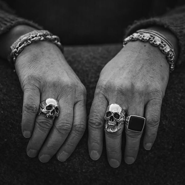 Big Anatomical Skull Ring