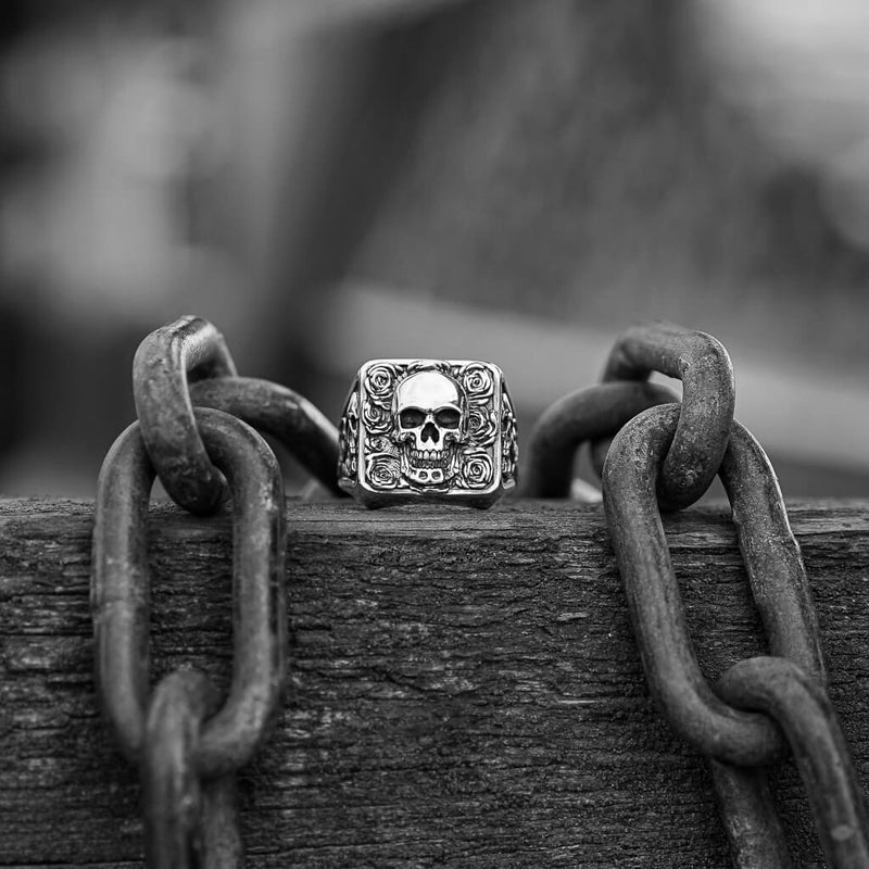 skull rose ring with chain