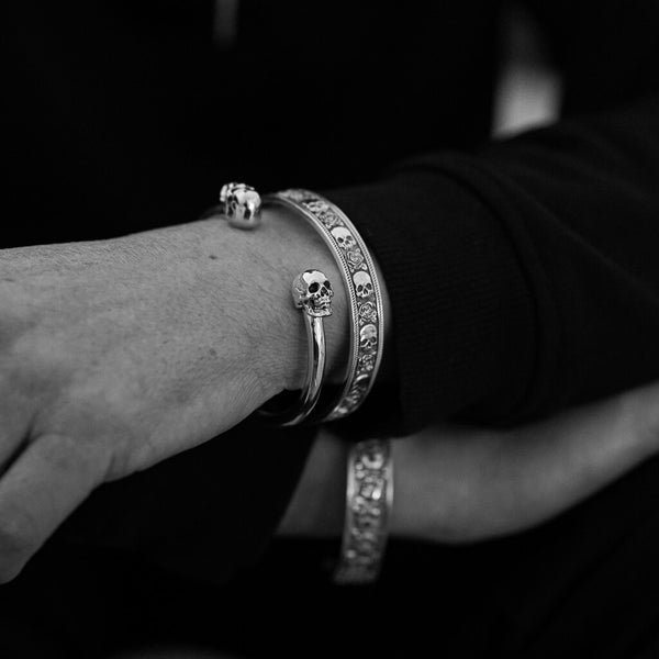 small anatomical skull bangle