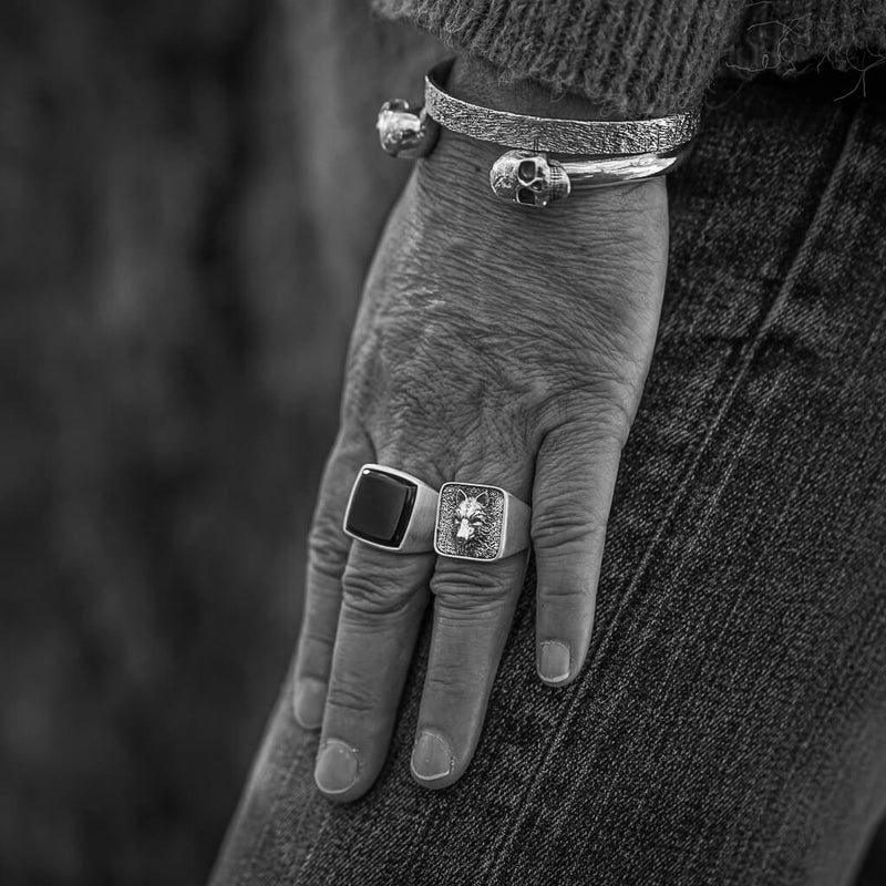 Wolf Signet Ring